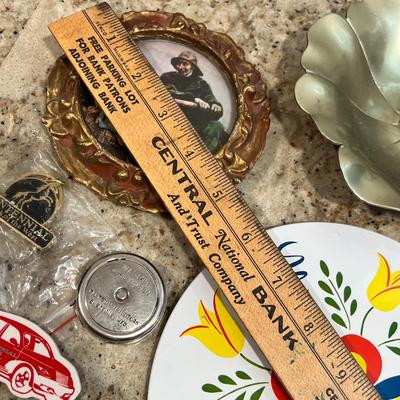 Lot 70 Assortment of advertising & other