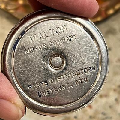 Lot 70 Assortment of advertising & other