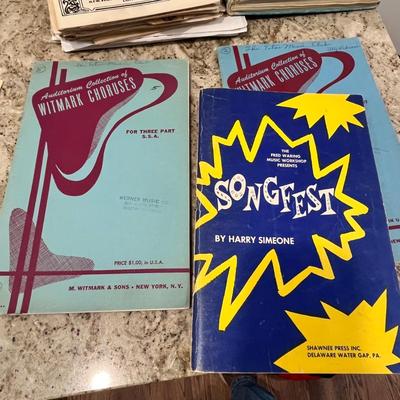 Lot 72 Childrens song books & sheet music