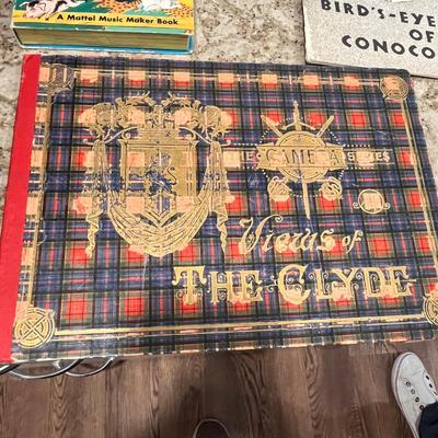 Lot 75 Vintage books/ magazines