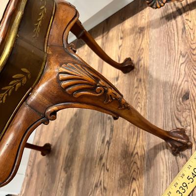 Lot 82 Tea serving table