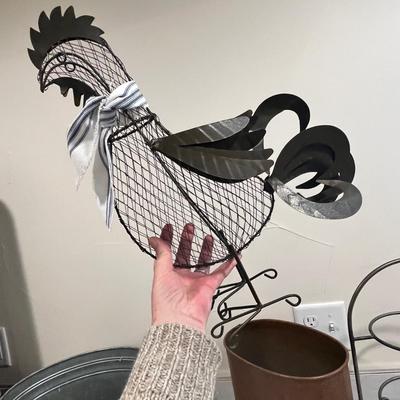 Lot 85 Kitchen & household misc