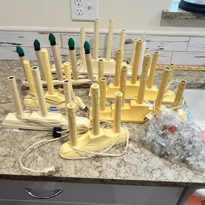 Lot 87 Vintage Christmas window candles