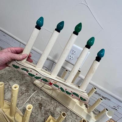 Lot 87 Vintage Christmas window candles