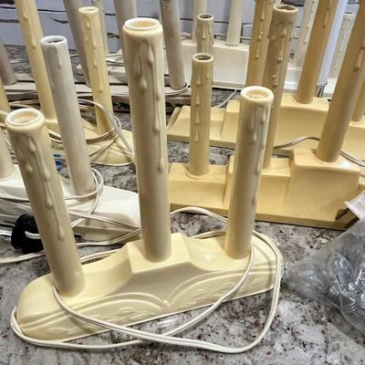 Lot 87 Vintage Christmas window candles