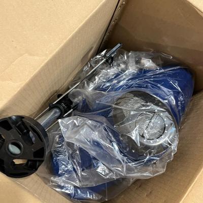 Lot 92 NIB Dress form #2