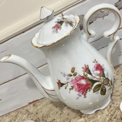 Lot 100 Moss Rose Demitasse Tea Set