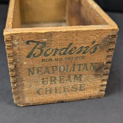 Vintage Borden's Neapolitan Cream Cheese Crate