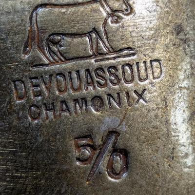 Devouassoud Chamonix 5/0 Cow Bell
