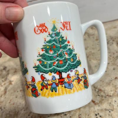 Lot 105 Christmas china lot
