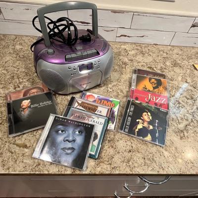 Lot 109 Boom box w/ CDs