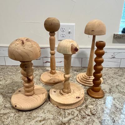 Lot 111 Rustic hat displays