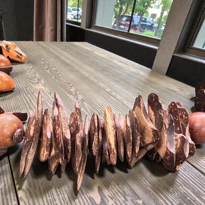 Sale Photo Thumbnail #14: Vintage Hand Carved Wooden Safari Animal Necklace.  This necklace is crafted from various woods and shell
Overall Length 30"