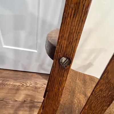 Lot 117 Oak high chair