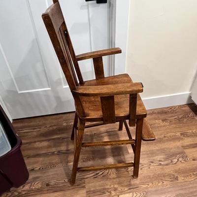 Lot 117 Oak high chair