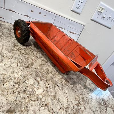 Lot 122 Model brand land scraper toy