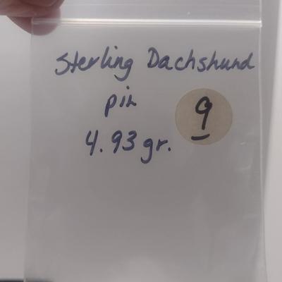 Sterling Silver Dachshund Brooch- Approx Total Weight 4.93 Grams (#9)