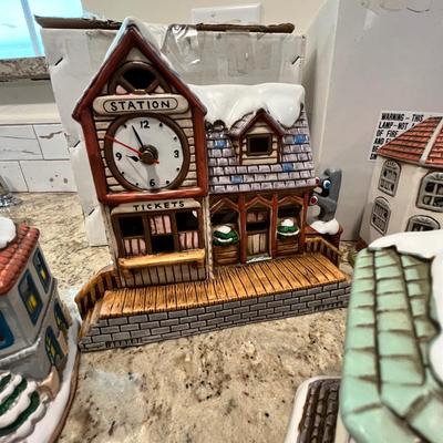 Lot 131 Lefton Colonial Village Houses & other