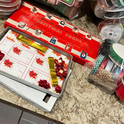 Lot 132 Wow! Lot of vintage ribbons