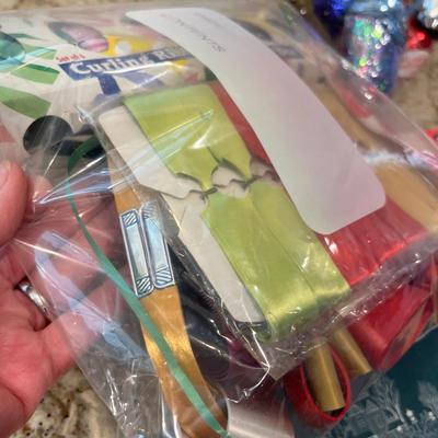 Lot 132 Wow! Lot of vintage ribbons