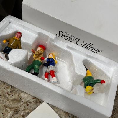 Lot 136 Dept. 56 Christmas Village items