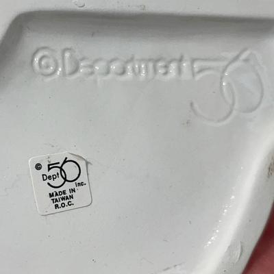 Lot 136 Dept. 56 Christmas Village items