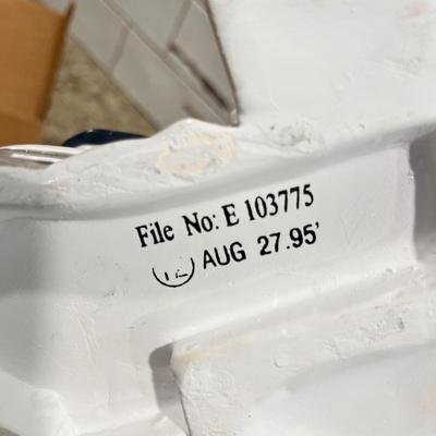 Lot 139 Christmas decor