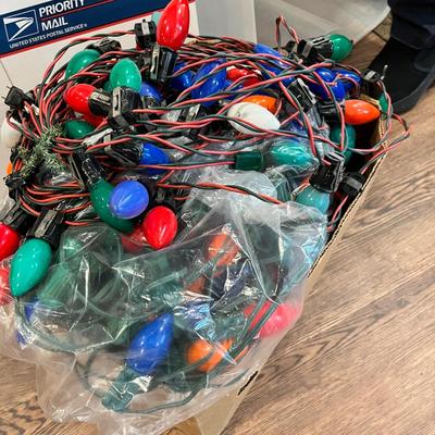 Lot 140 Vintage outdoor lights