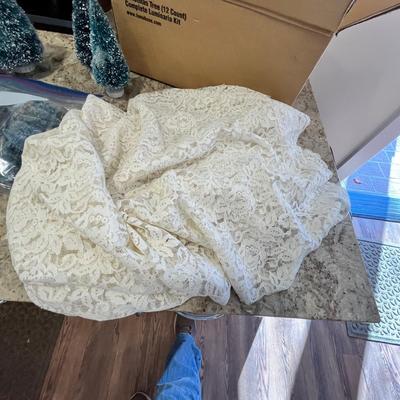 Lot 141 Bottle Brush trees & other Christmas