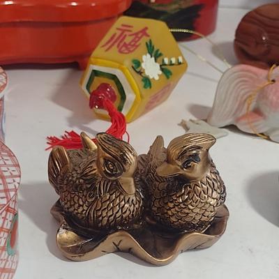 Assortment of Asian Home Decor (Decor #1)