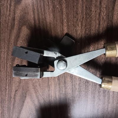 BULLET MOLD, MOULD REBUILD KIT AND DROP OUT SPRAY