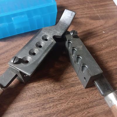 BULLET MOLD AND A 44 MAG CASE-GARD