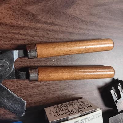 BULLET MOLD, LYMAN MOULD BLOCKS AND A CASE-GARD