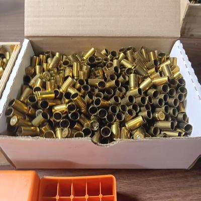 LYMAN PISTOL MOULD AND 9MM BRASS