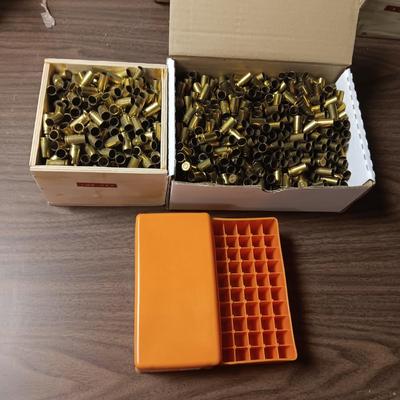 LYMAN PISTOL MOULD AND 9MM BRASS