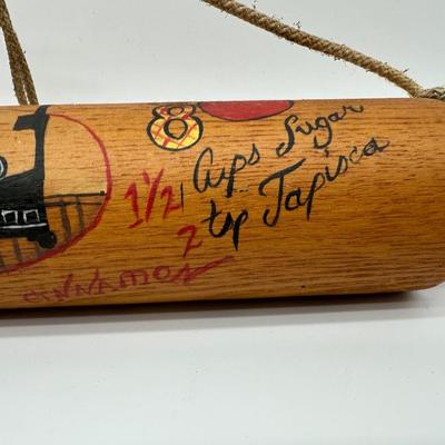 Vintage Hand-Painted Wooden Rolling Pin – Hanging Decor