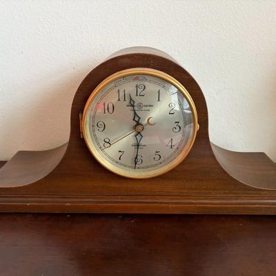 GE electric mantle clock