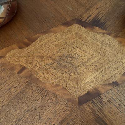 Antique 6 legged table