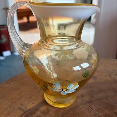 Fenton blue daisy pitcher