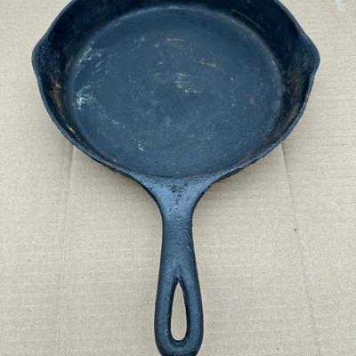 Vintage Wagner Ware Cast Iron Skillet No. 7 Sidney O