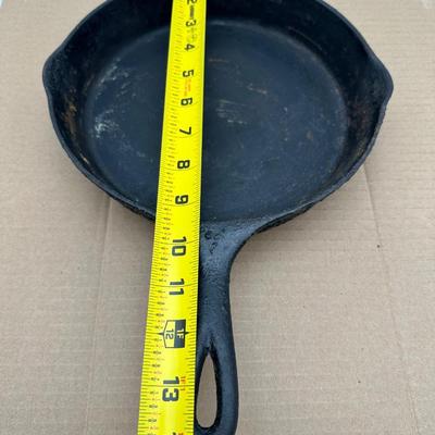 Vintage Wagner Ware Cast Iron Skillet No. 7 Sidney O