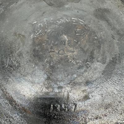 Vintage Wagner Ware Cast Iron Skillet No. 7 Sidney O