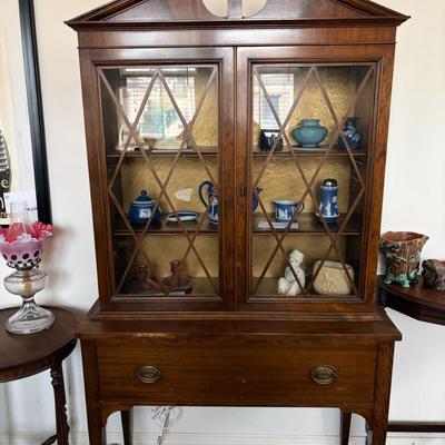 Mahogany hutch