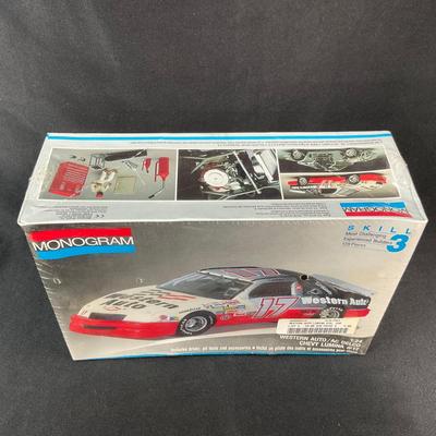 Sale Photo Thumbnail #363