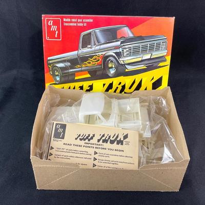 Sale Photo Thumbnail #372