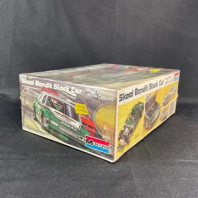 Sale Photo Thumbnail #387