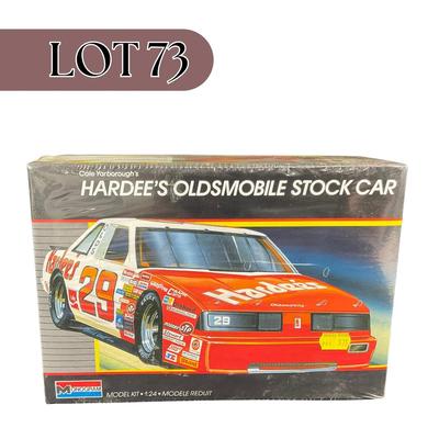 Sale Photo Thumbnail #389