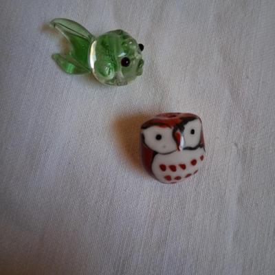 Sale Photo Thumbnail #101: Blown glass fishy & gorgeous hand created owl. Both are adorable & about the size of a penny, as shown