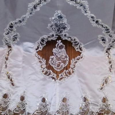 Sale Photo Thumbnail #132: Size 8 two piece gown. Dress with removable train. Gorgeous,  preserved after 1 wear & in excellent condition.  Michelangelo Gown, original price $2999

You can make arrangements to come in & try gowns on. Please message for appointments