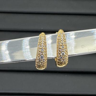 Brand New Earrings 925 Sterling Silver Stamped Zirconia